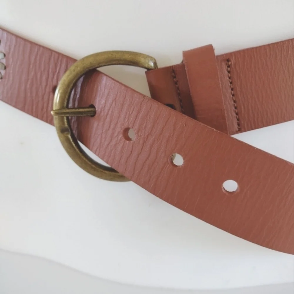 *Linea Pelle metal accented leather belt M
